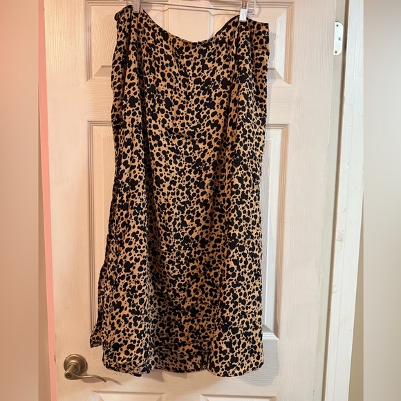 Reformation Dresses & Skirts - Reformation Black and Tan Maxi Skirt